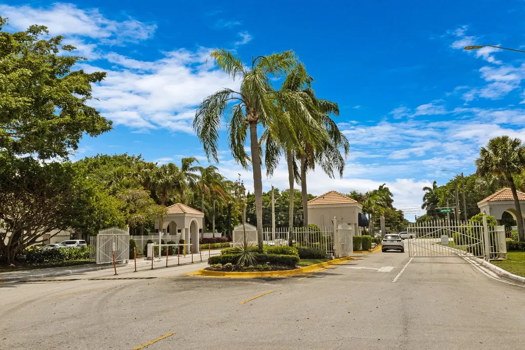 5139 Europa Drive Boynton Beach FL 33437