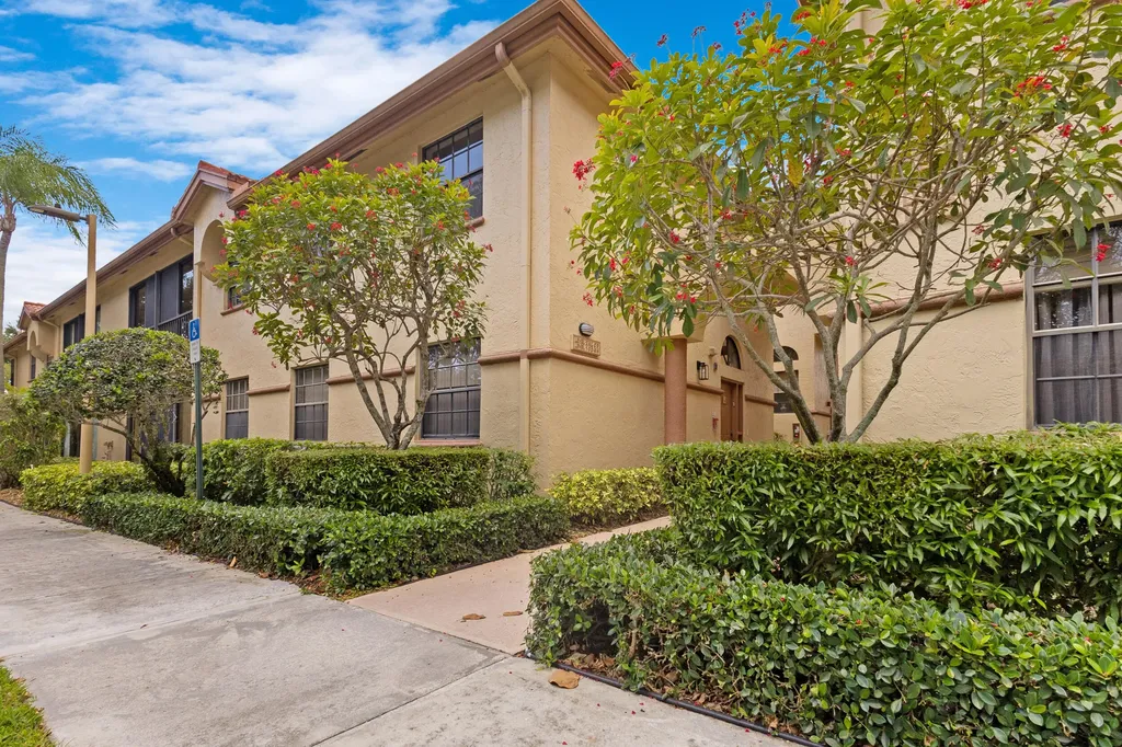 5139 Europa Drive Boynton Beach FL 33437