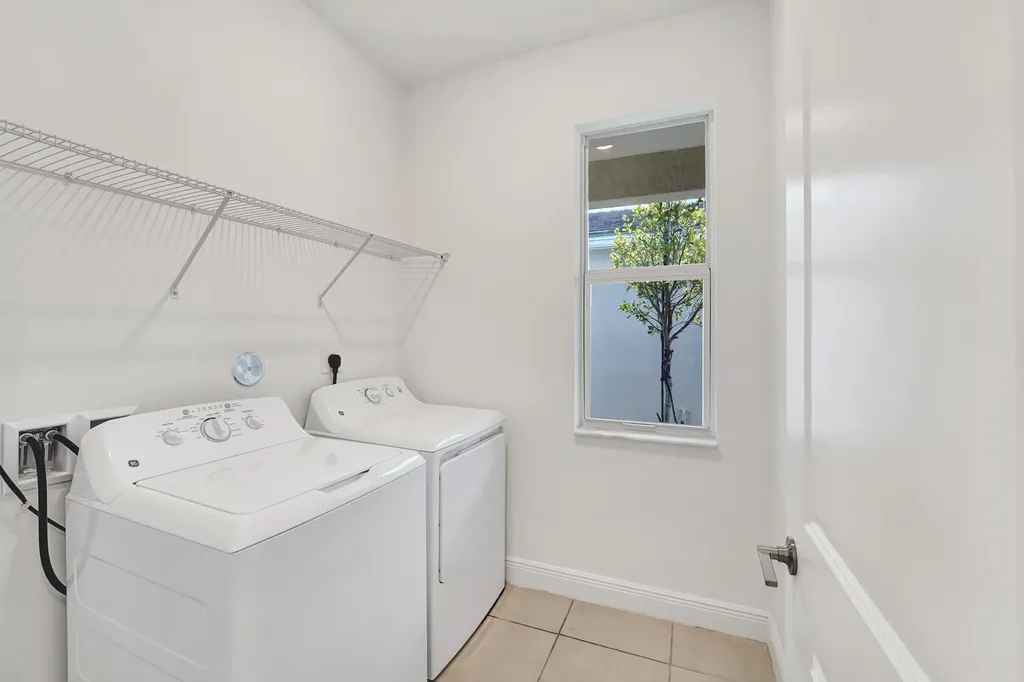 4025 Marina Way Deerfield Beach FL 33064