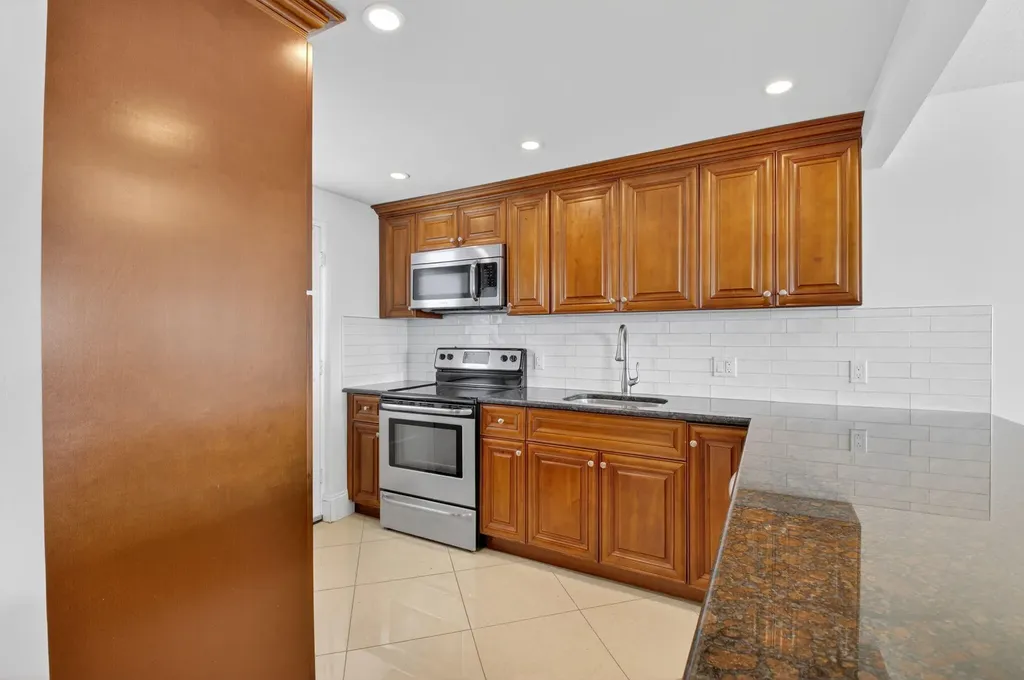 5500 NW 2nd Avenue Boca Raton FL 33487