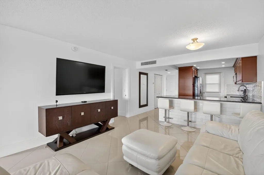 5500 NW 2nd Avenue Boca Raton FL 33487
