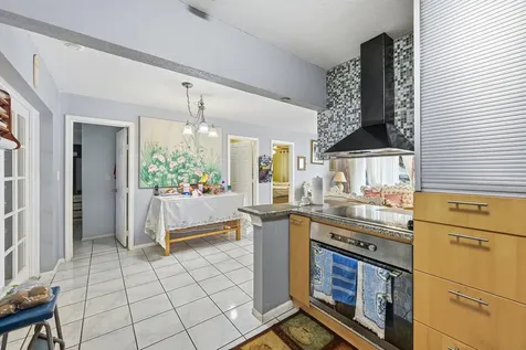4513 NW 49th Street Tamarac FL 33319