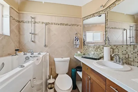 4513 NW 49th Street Tamarac FL 33319