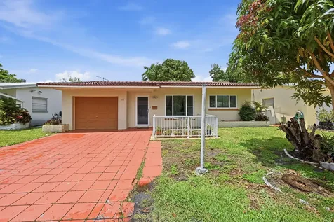 4513 NW 49th Street Tamarac FL 33319