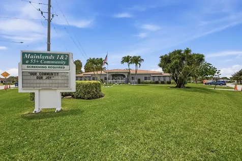 4513 NW 49th Street Tamarac FL 33319