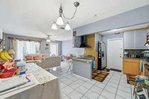 4513 NW 49th Street Tamarac FL 33319