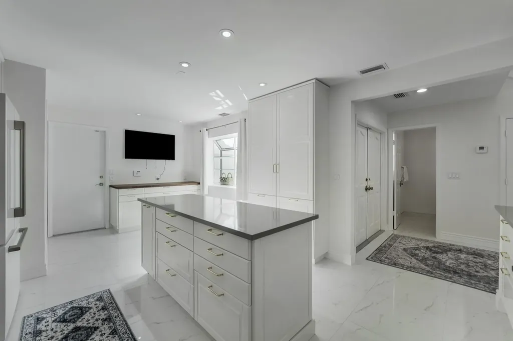 22508 Caravelle Circle Boca Raton FL 33433
