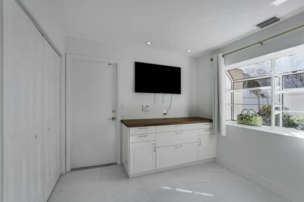 22508 Caravelle Circle Boca Raton FL 33433