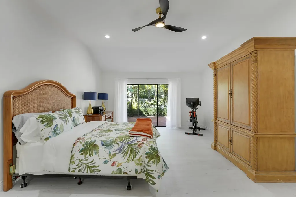 22508 Caravelle Circle Boca Raton FL 33433