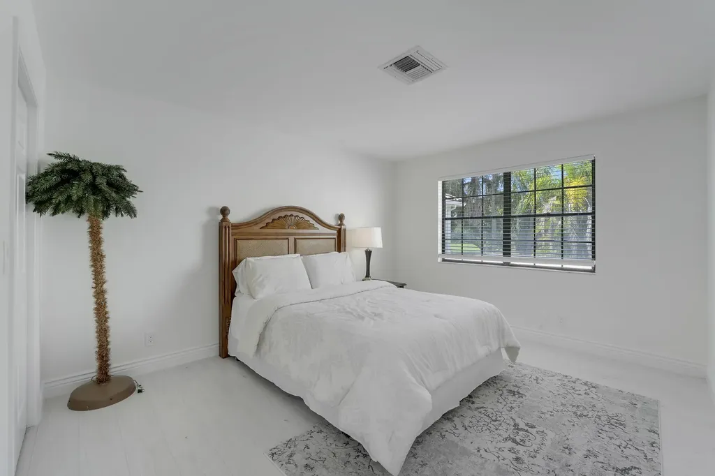 22508 Caravelle Circle Boca Raton FL 33433