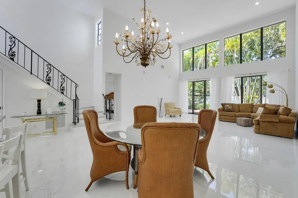 22508 Caravelle Circle Boca Raton FL 33433