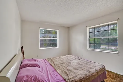 2886 Floral Road Lake Worth FL 33462