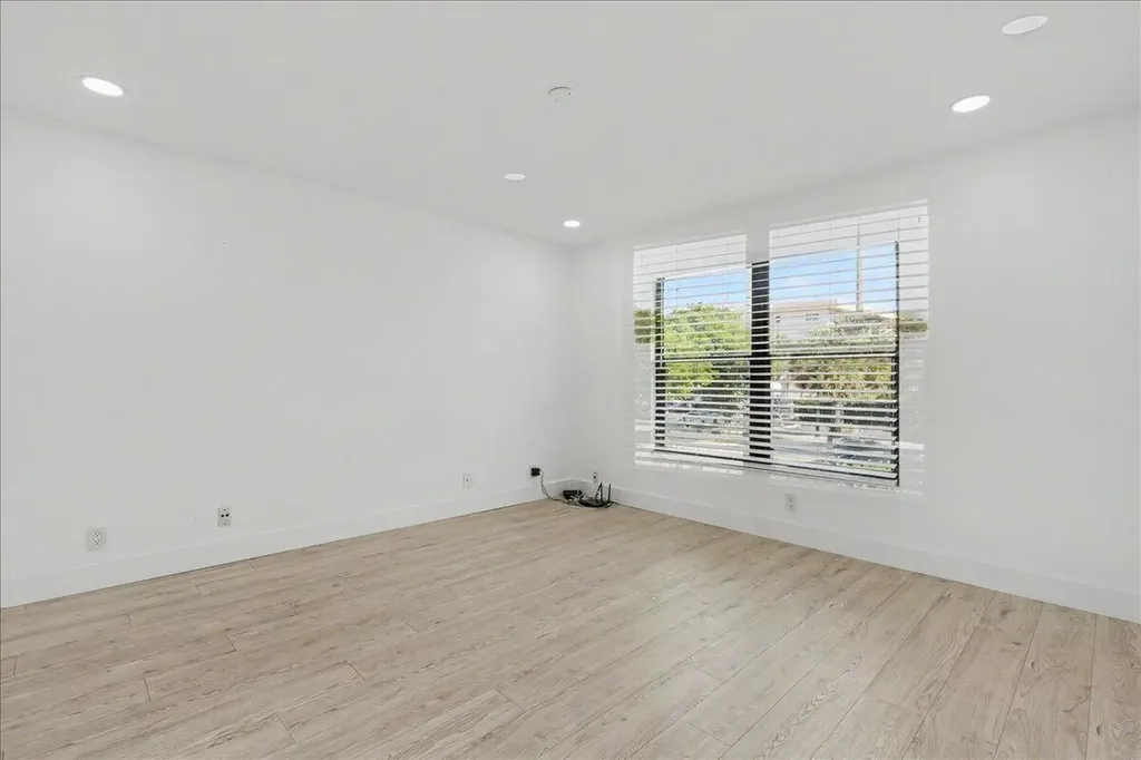 201 SW 1st Street Boca Raton FL 33432