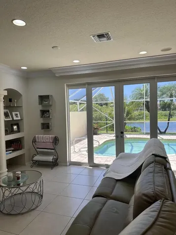 7762 Oak Grove Circle Lake Worth FL 33467