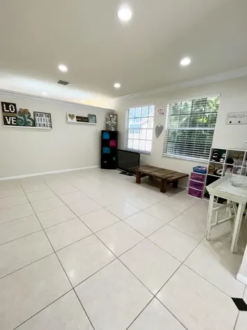 7762 Oak Grove Circle Lake Worth FL 33467