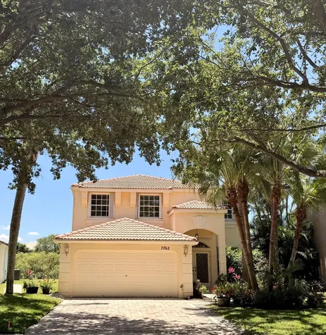 7762 Oak Grove Circle Lake Worth FL 33467