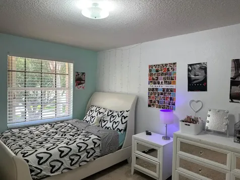 7762 Oak Grove Circle Lake Worth FL 33467