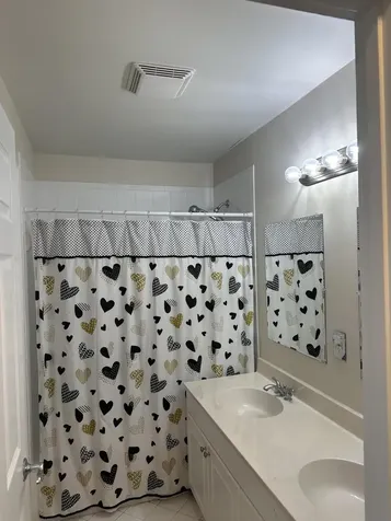 7762 Oak Grove Circle Lake Worth FL 33467