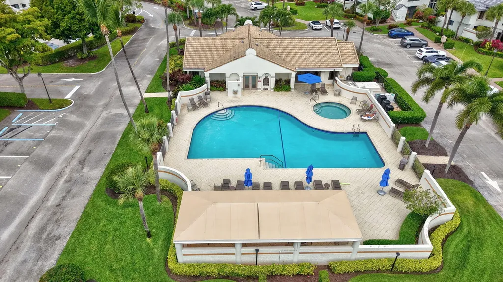 7458 Victory Lane Delray Beach FL 33446