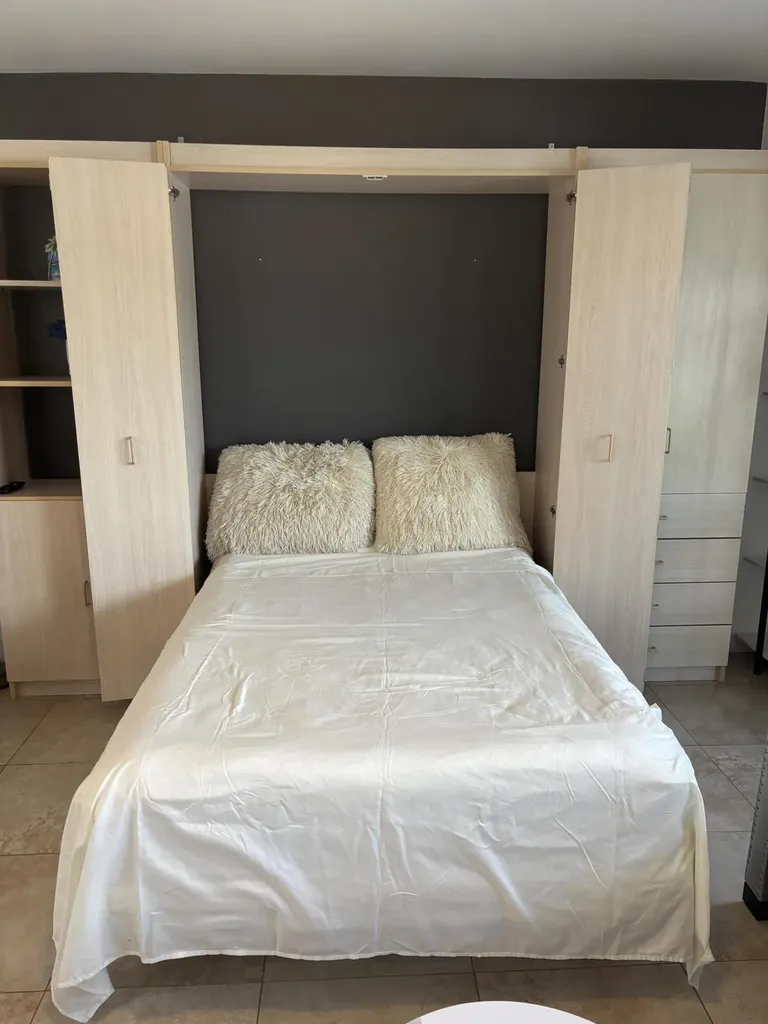 2900 NE 30th Street Fort Lauderdale FL 33306