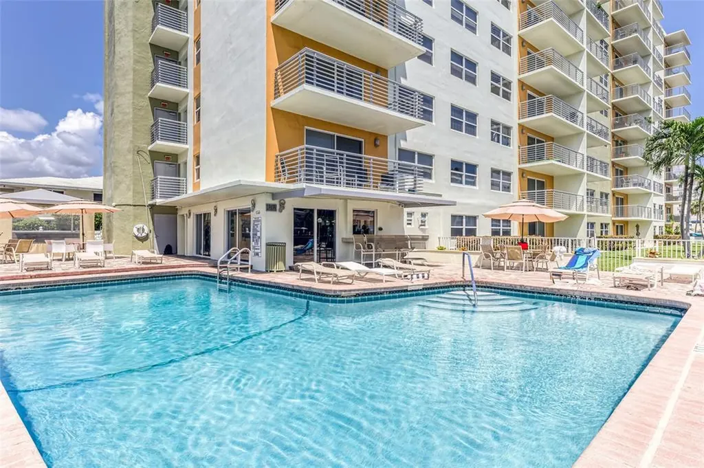 2900 NE 30th Street Fort Lauderdale FL 33306