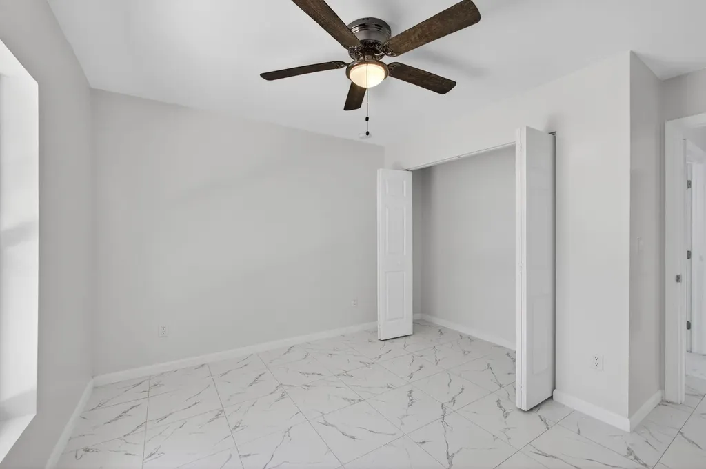 3255 Avenue J West Palm Beach FL 33404