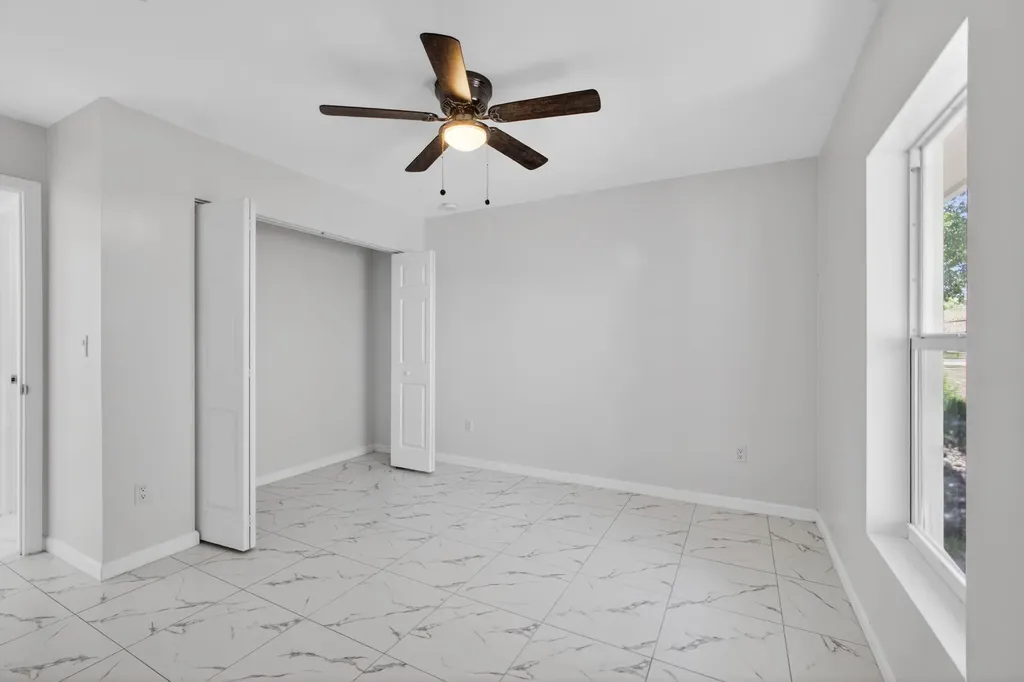 3255 Avenue J West Palm Beach FL 33404