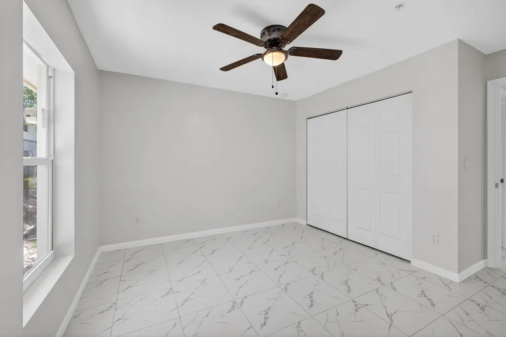 3255 Avenue J West Palm Beach FL 33404