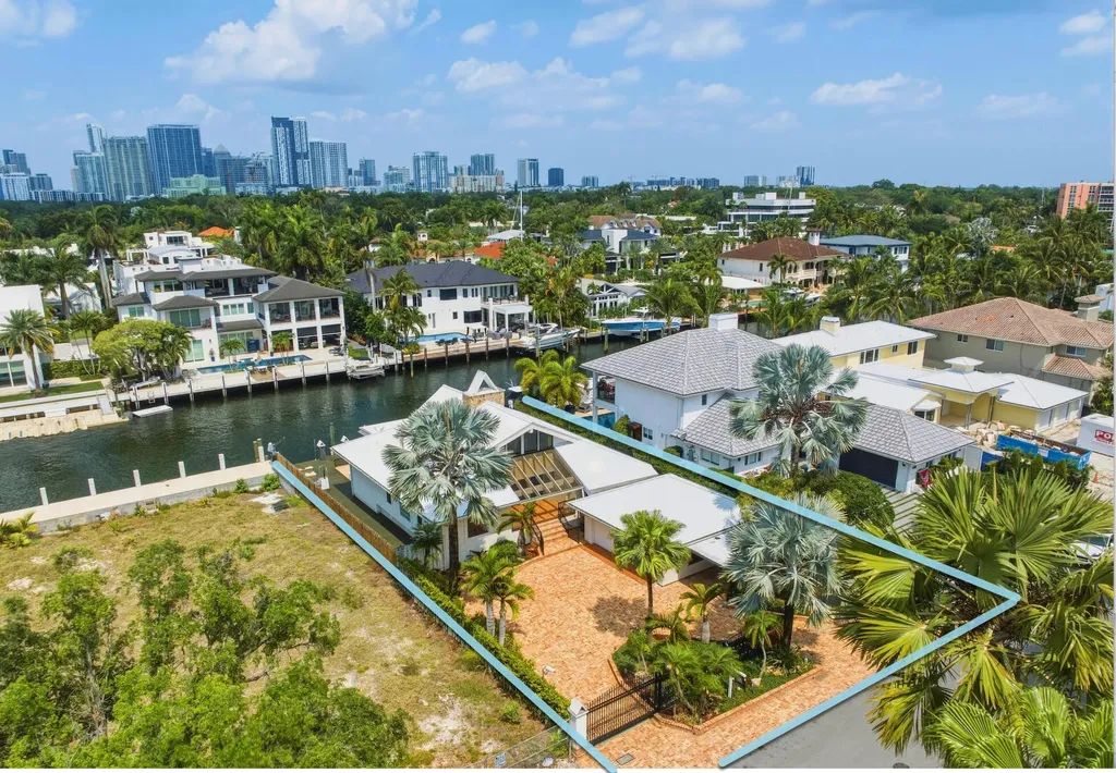 449 Bontona Avenue Fort Lauderdale FL 33301