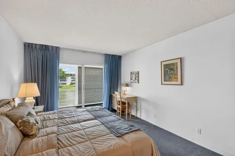 202 Wellington D West Palm Beach FL 33417