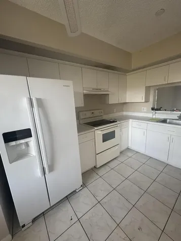 701 SW 141st Avenue Pembroke Pines FL 33027
