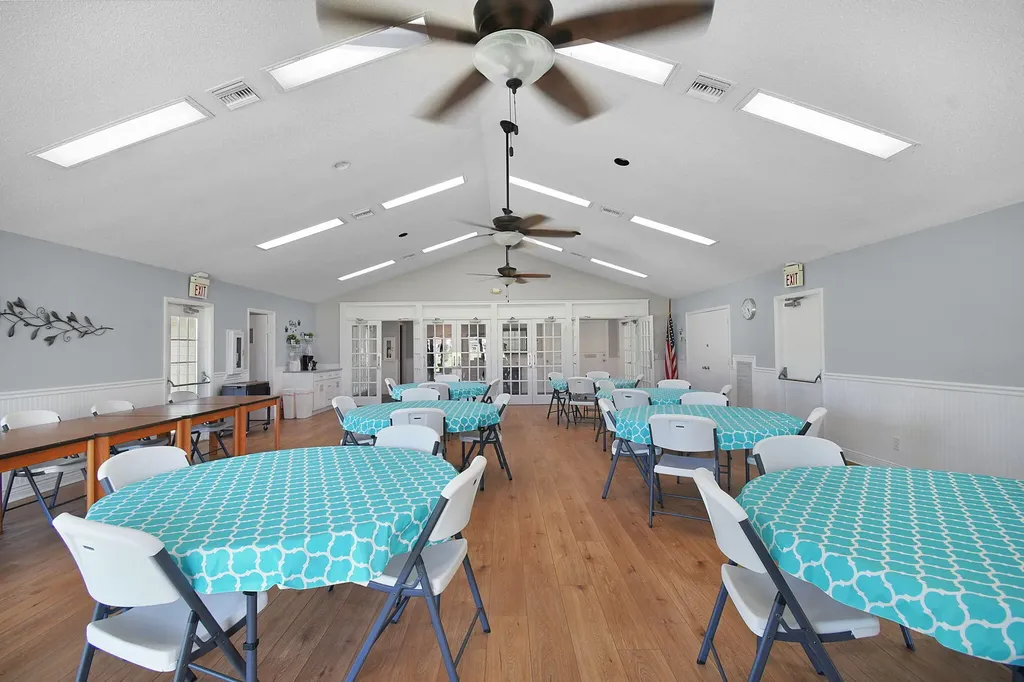 1661 SE Kestwick Court Port St Lucie FL 34952