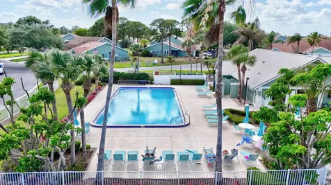 1661 SE Kestwick Court Port St Lucie FL 34952