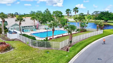 1661 SE Kestwick Court Port St Lucie FL 34952