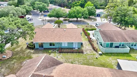 1661 SE Kestwick Court Port St Lucie FL 34952