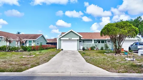 1661 SE Kestwick Court Port St Lucie FL 34952