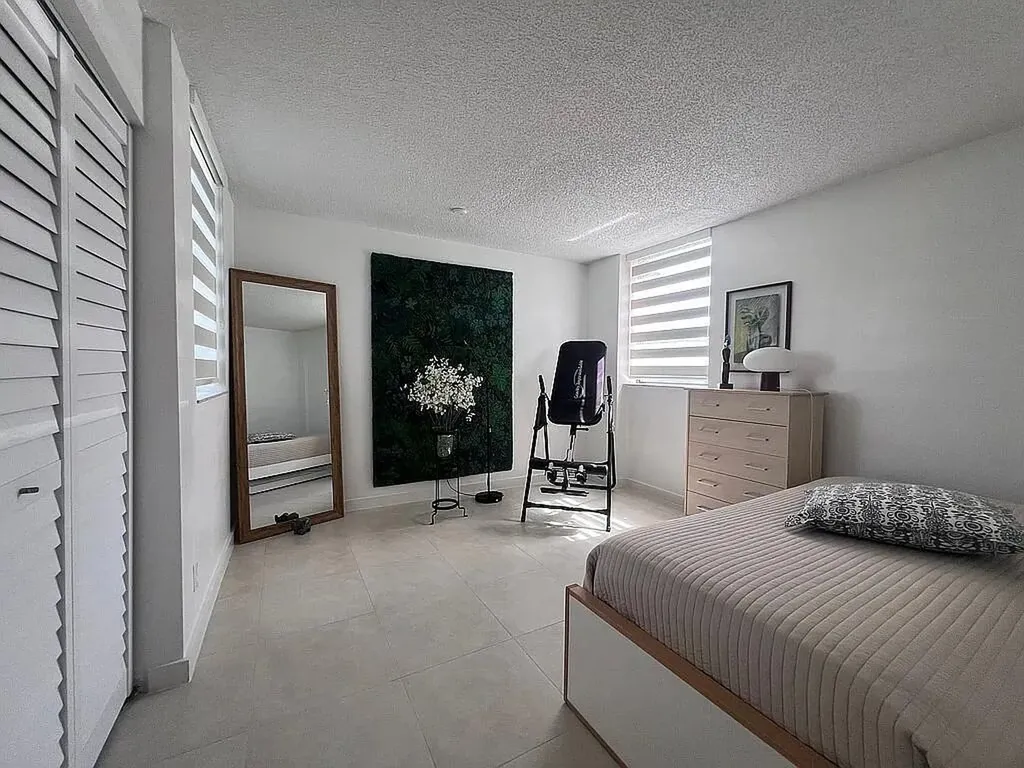 6463 La Costa Drive Boca Raton FL 33433