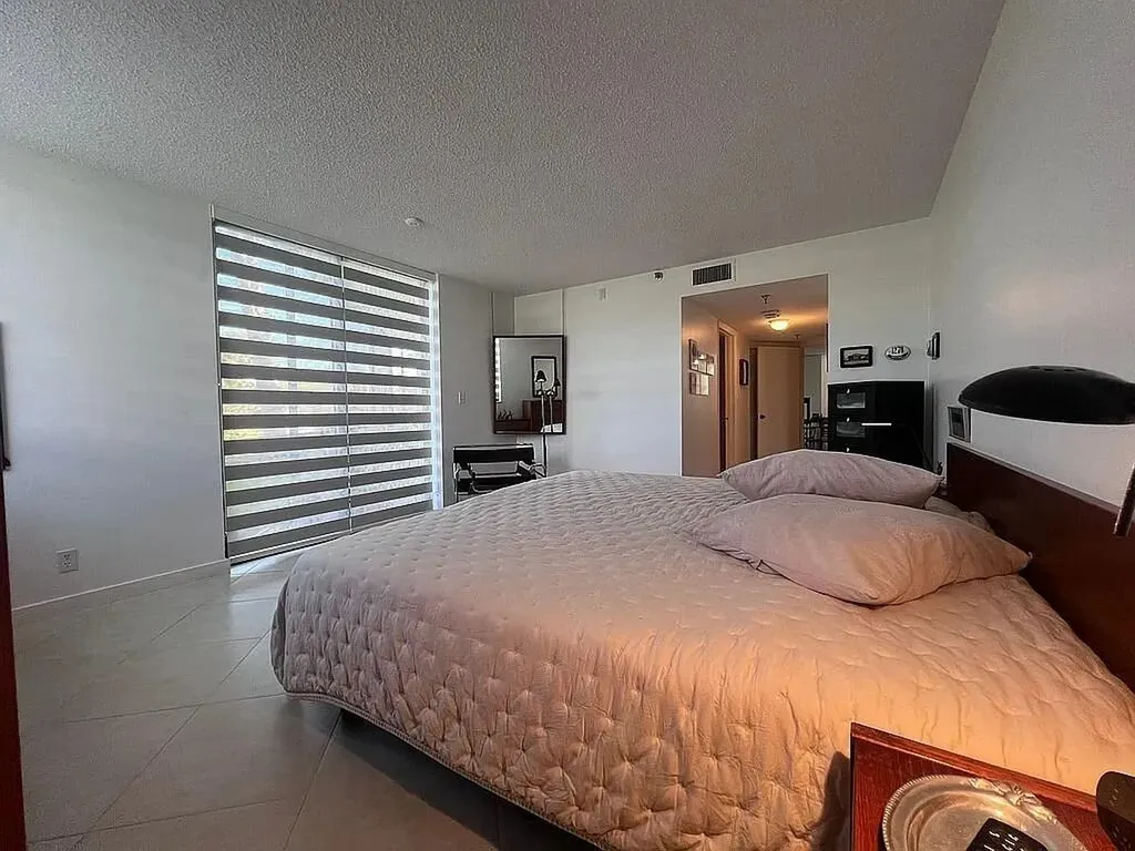 6463 La Costa Drive Boca Raton FL 33433