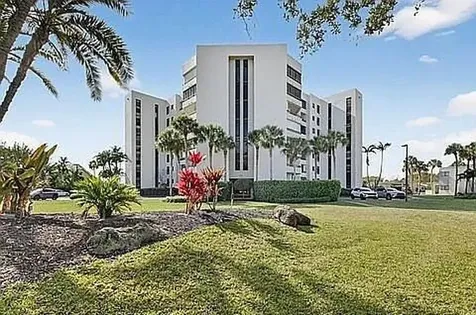 6463 La Costa Drive Boca Raton FL 33433