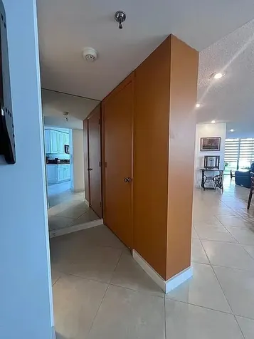 6463 La Costa Drive Boca Raton FL 33433