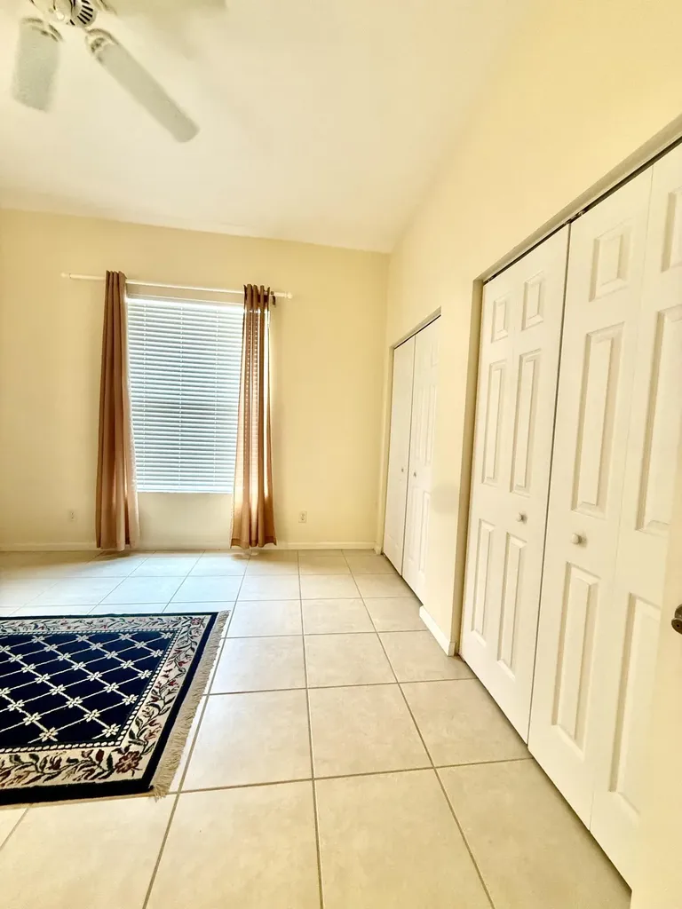 408 N Key Lime Square Square SW Vero Beach FL 32968