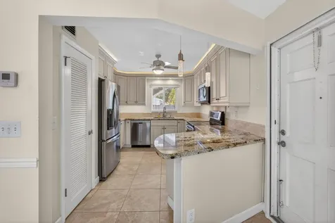 6 Garden Street E Tequesta FL 33469