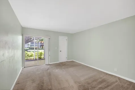 6 Garden Street E Tequesta FL 33469