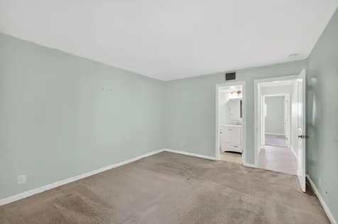 6 Garden Street E Tequesta FL 33469