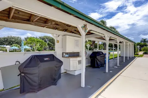 6 Garden Street E Tequesta FL 33469