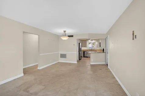 6 Garden Street E Tequesta FL 33469