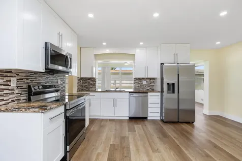 4405 NW 43rd Terrace Tamarac FL 33319