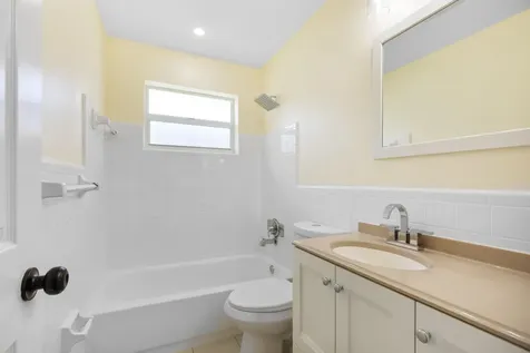 4405 NW 43rd Terrace Tamarac FL 33319