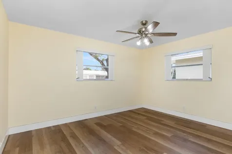 4405 NW 43rd Terrace Tamarac FL 33319