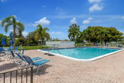 4405 NW 43rd Terrace Tamarac FL 33319